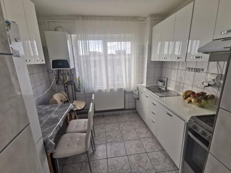 Apartament cu 2 camere semidecomandat în Exercițiu