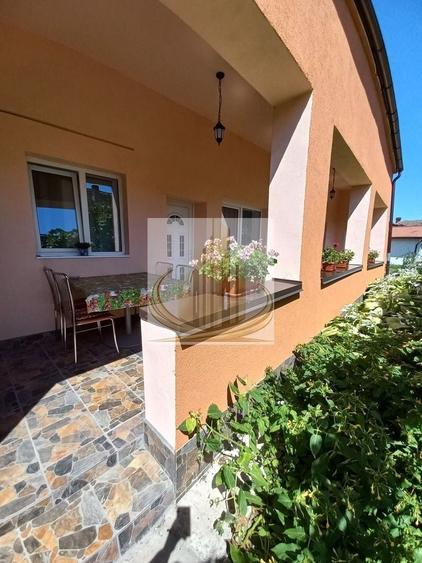 Apartament cu 2 camere decomandat, mobilat în Mehala