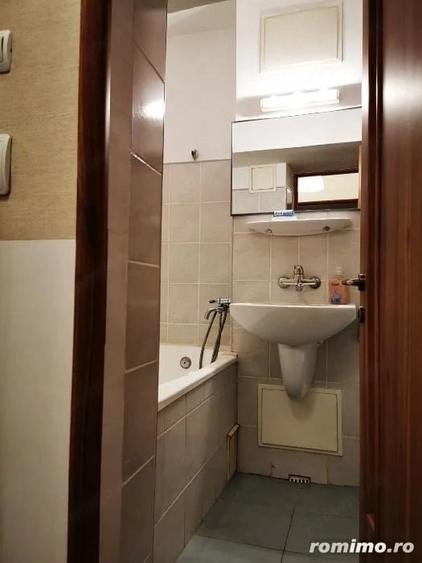 Garsonieră decomandată în Buziașului