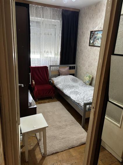 Apartament cu 3 camere semidecomandat în Șagului