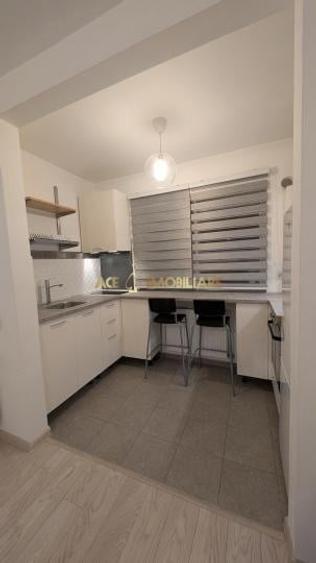 Apartament cu 2 camere semidecomandat în Berceni