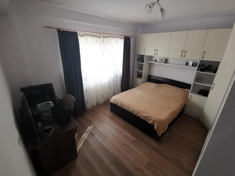 Inchiriez apartament cu 2 camere - 1