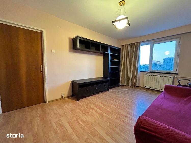Apartament cu 3 camere decomandat, mobilat în Titan