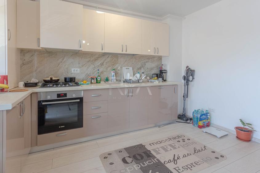 Apartament cu 2 camere, mobilat în Metalurgiei