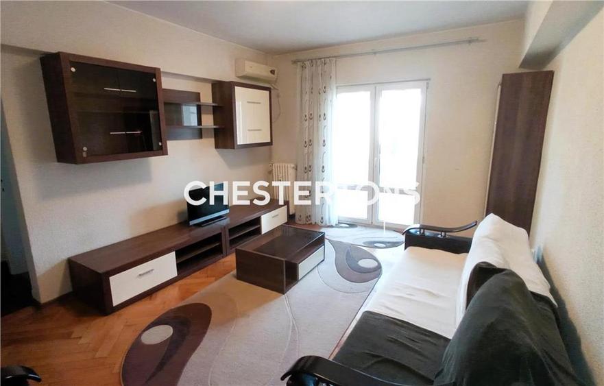 Apartament cu 2 camere semidecomandat, mobilat în Ștefan cel Mare