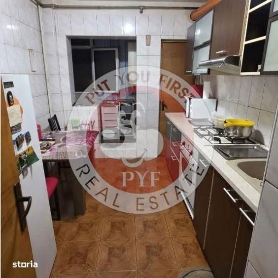 Apartament cu 4 camere decomandat în Rahova