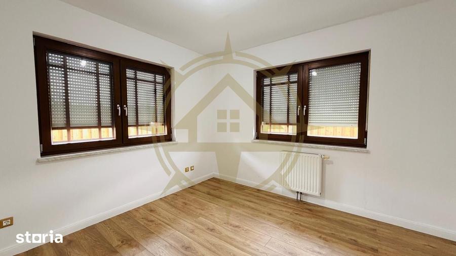 Casă cu 5 camere cu Teren 430 Mp în Corbeanca