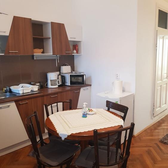 Apartament cu 2 camere semidecomandat în Lazaret