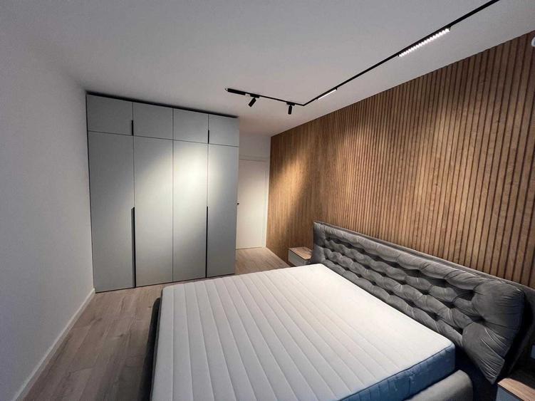 Apartament cu 2 camere decomandat în Băneasa