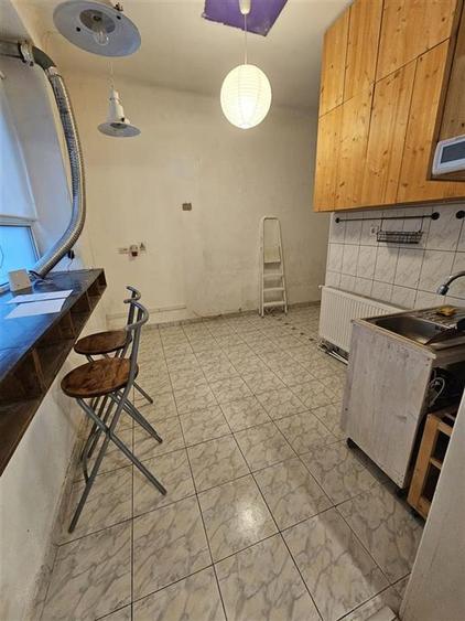 Spațiu comercial, de 28 mp, în Central