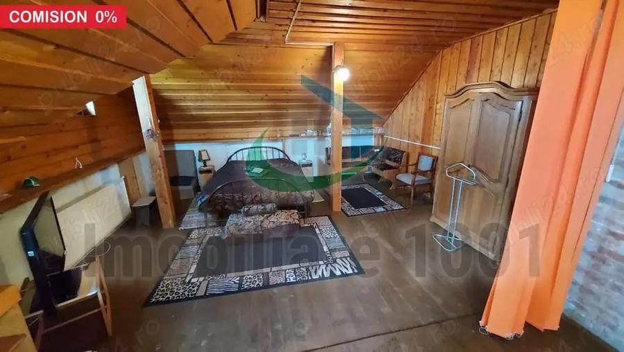 Casă cu 6 camere cu Teren 1658 Mp în Colțirea