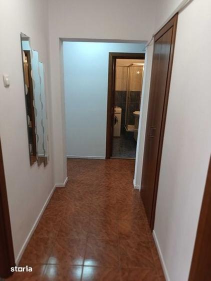 Apartament cu 2 camere decomandat în Domenii