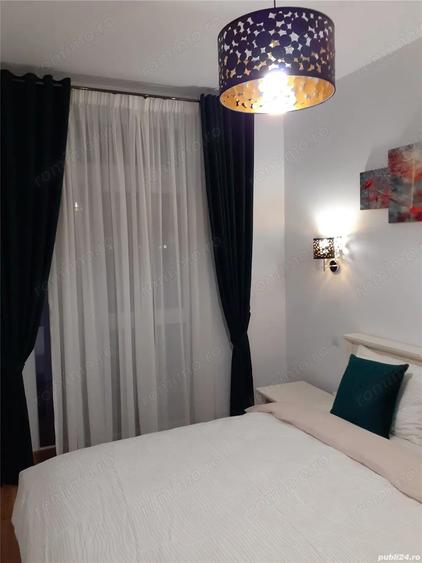 Apartament cu 3 camere decomandat în P-ța Unirii