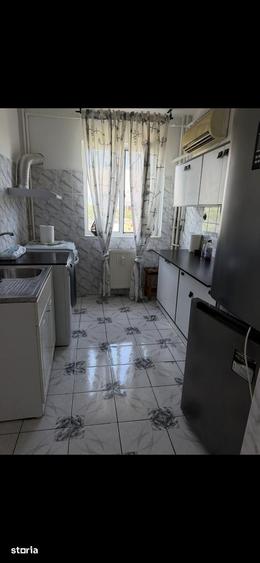 Apartament cu 2 camere decomandat în Vest
