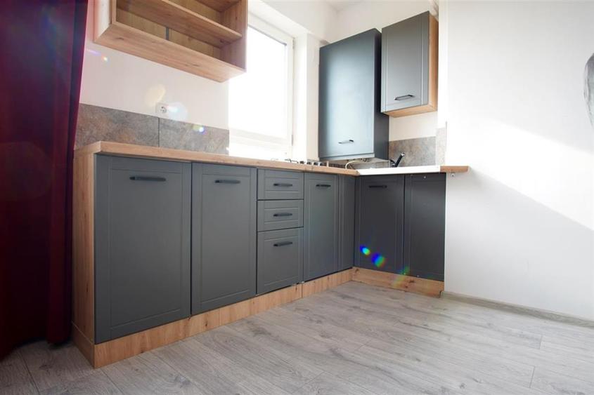 Apartament cu 2 camere decomandat în Tătărași