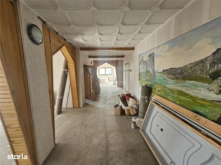 Apartament cu 4 camere în Calea Timișoarei