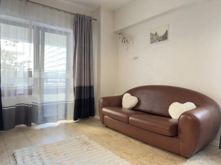 Apartament cu 3 camere decomandat, mobilat în Copou