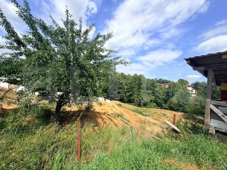 Casă cu 6 camere cu Teren 2000 Mp în Predeluț