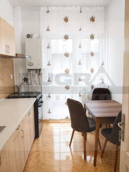 Apartament 2 camere decomandate, parcare subterană, zona Golden Tulip - 1