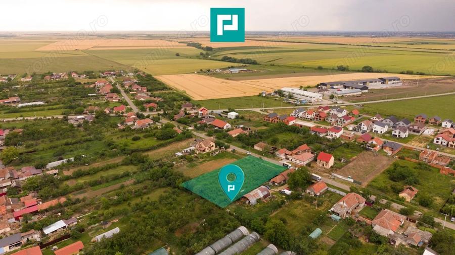 Teren de 2398 mp, în Tisa