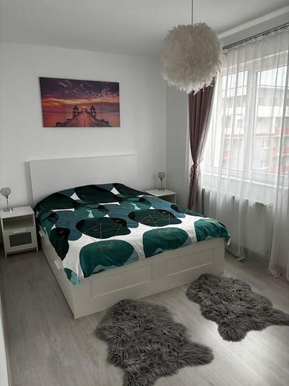 Apartament cu 2 camere decomandat în Florești