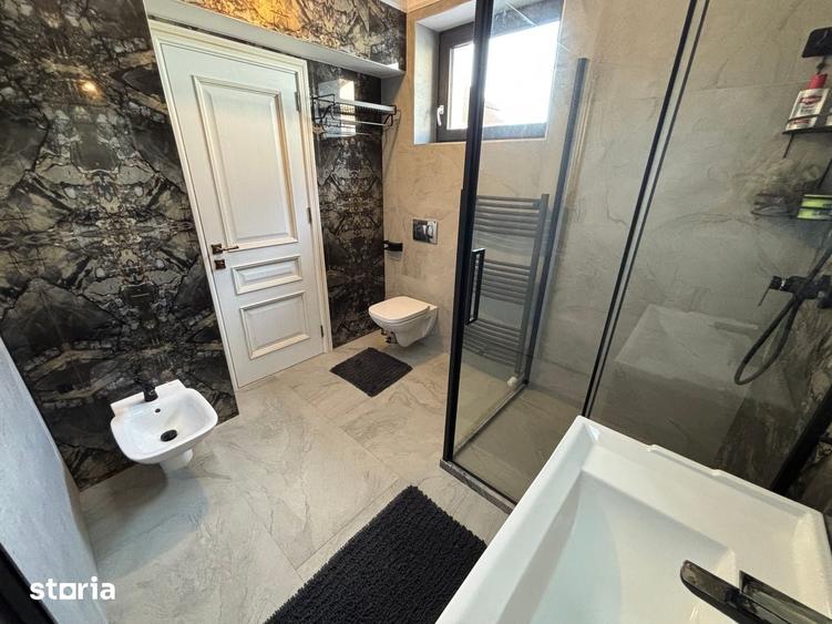 Casă cu 4 camere cu Teren 128 Mp în Central