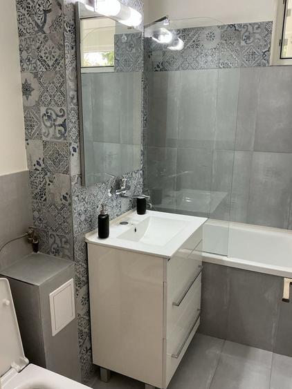 Apartament cu 2 camere semidecomandat în Colentina