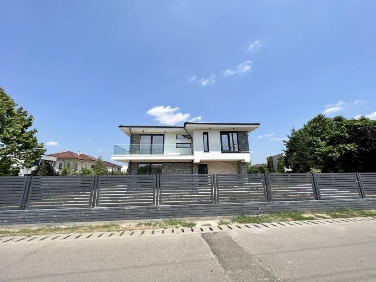 Casă individuală cu 5 camere cu Teren 510 Mp în Corbeanca