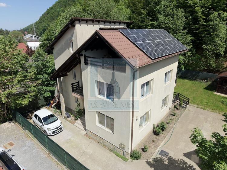 Casă individuală cu 6 camere cu Canalizare în Timișu de Jos