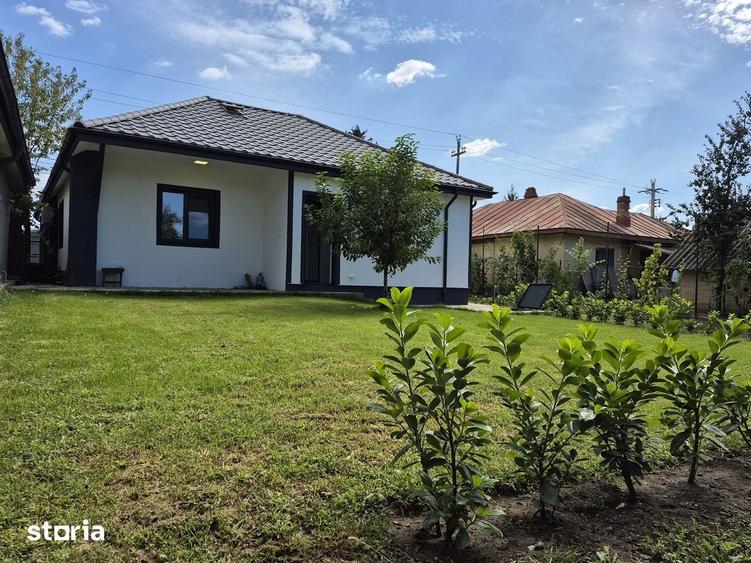 Casă cu 4 camere cu Teren 400 Mp în Balotești