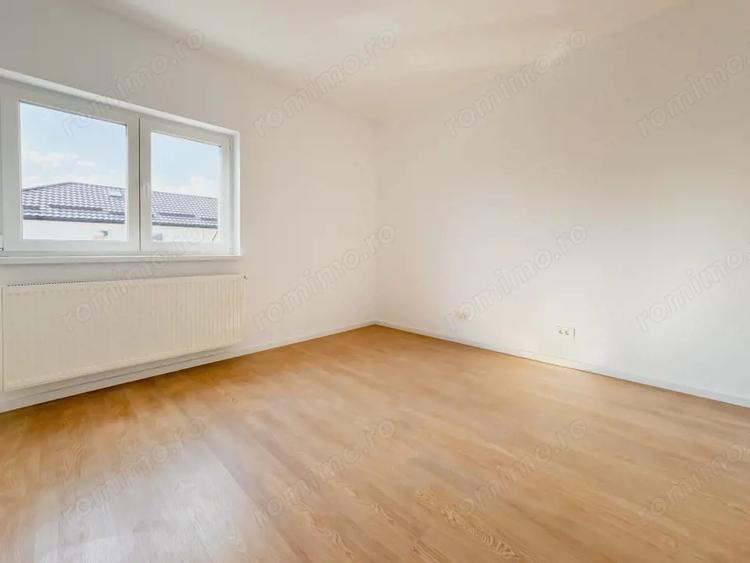 Casă cu 4 camere cu Teren 250 Mp în Central