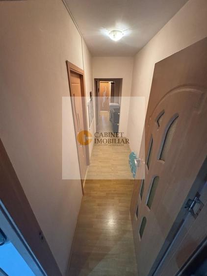 Apartament cu 3 camere decomandat în Lujerului