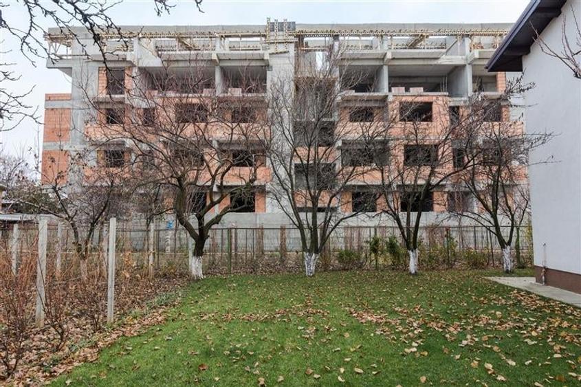Teren Construcții intravilan de 2457 mp, în Drumul Taberei