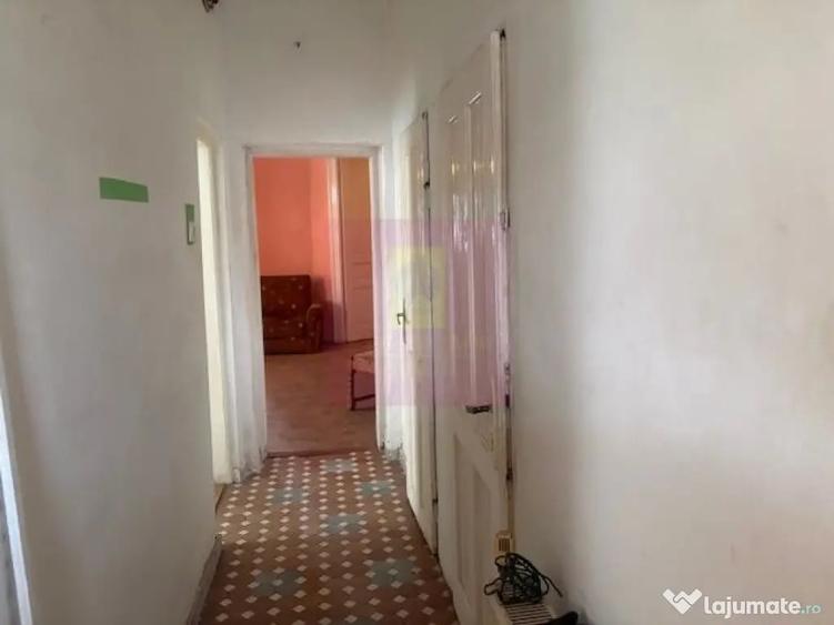 Casă cu 3 camere cu Teren 210 Mp în Floreasca