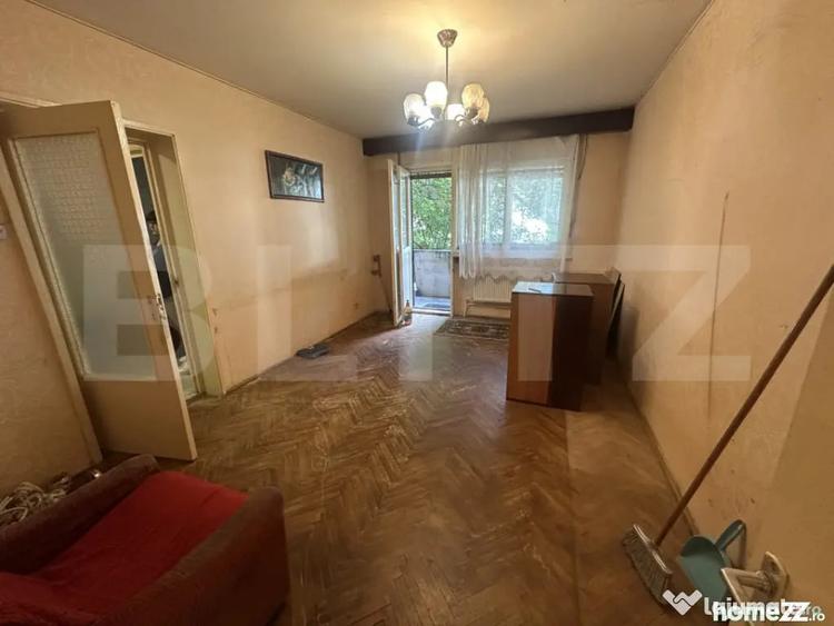 Apartament cu 2 camere decomandat în Solidarității