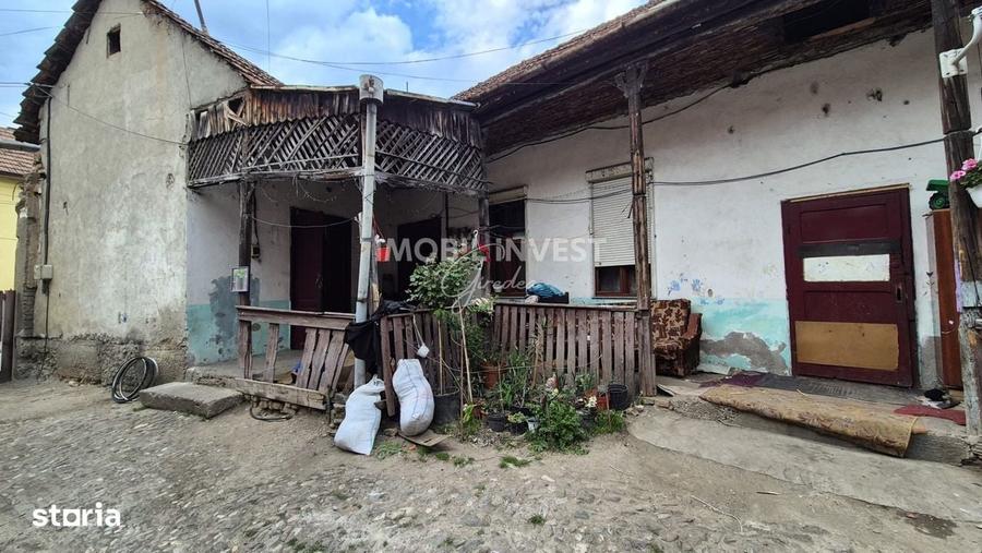 Casă cu 3 camere în Central