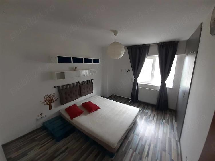 Apartament cu 2 camere decomandat în Central