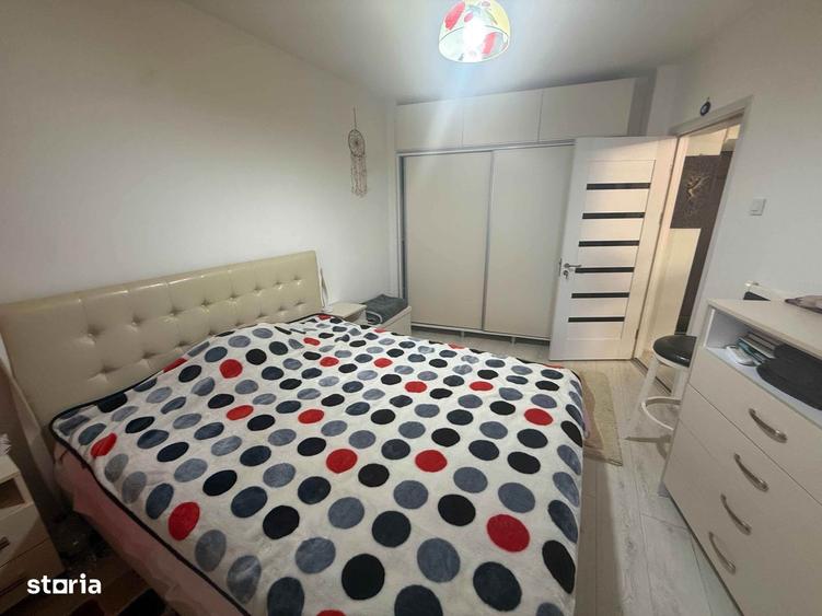 De vanzare apartament 3 camere Zona Centrala et 1 la cheie - 6
