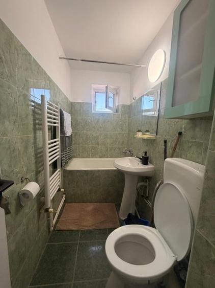 Apartament cu 2 camere semidecomandat, mobilat în Tomis III