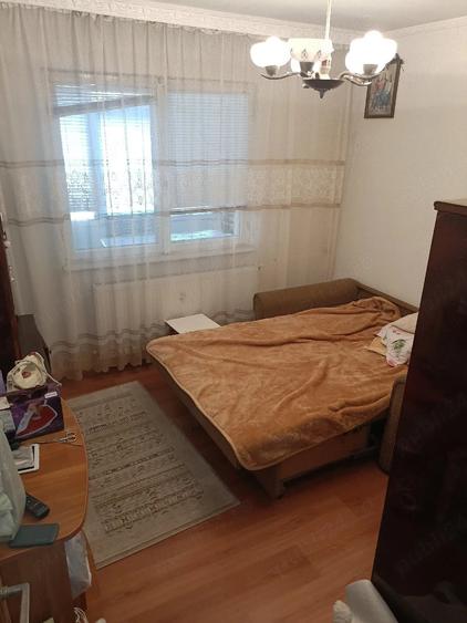 Apartament cu 2 camere decomandat în Est