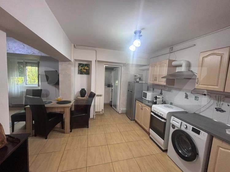 Apartament cu 2 camere semidecomandat, mobilat în Mazepa 1