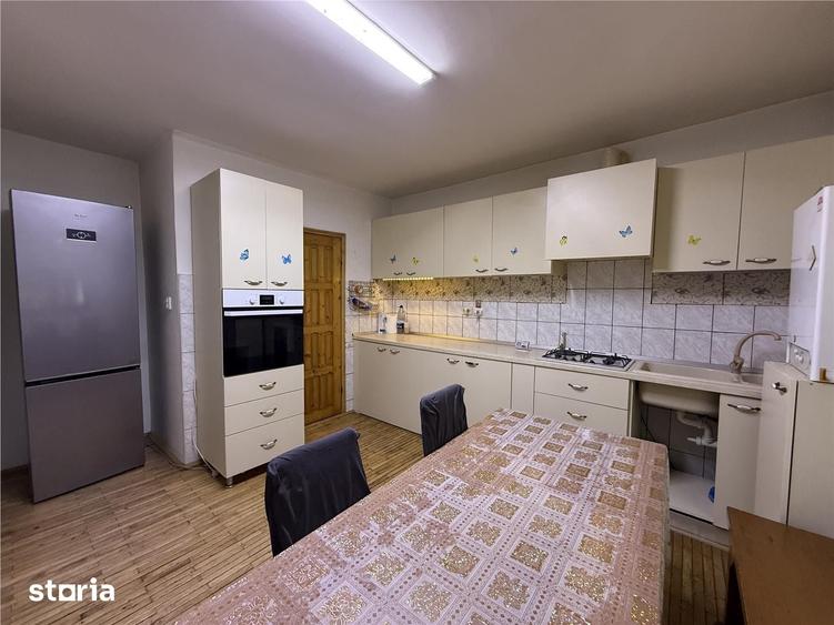 Casă cu 4 camere cu Teren 263 Mp în Central