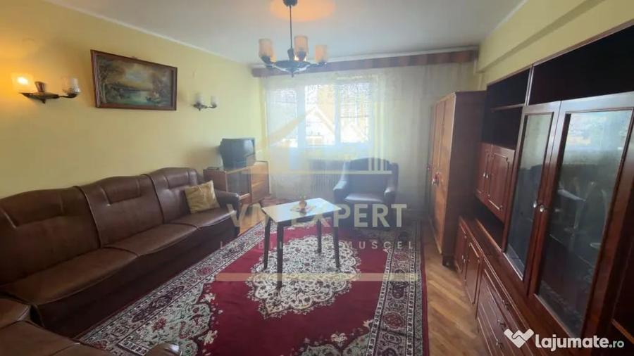 Apartament cu 2 camere decomandat în Sud