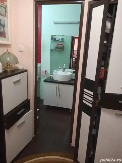Apartament cu 2 camere decomandat în Diniaș