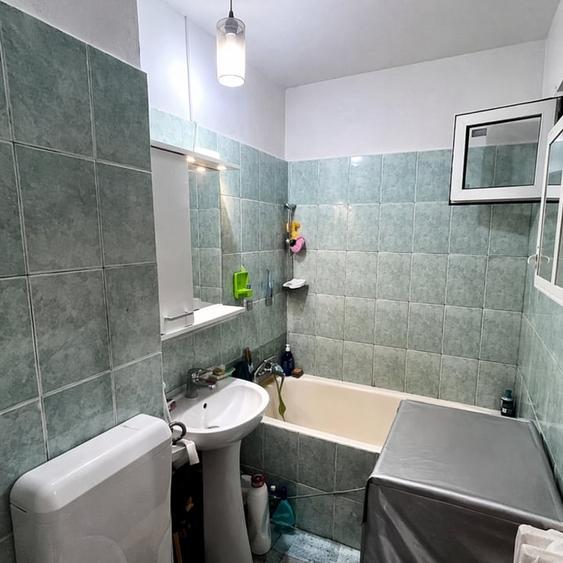 Apartament cu 3 camere, mobilat în Drumul Taberei