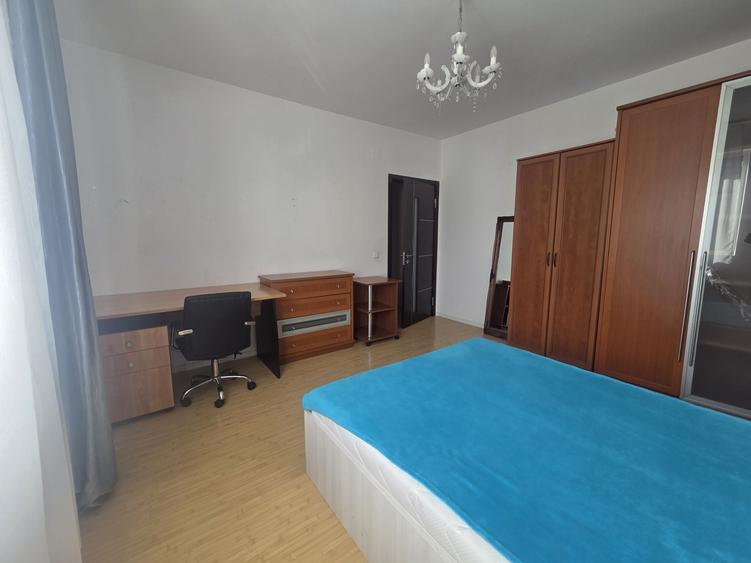 Apartament cu 2 camere semidecomandat în Dumbrăvița