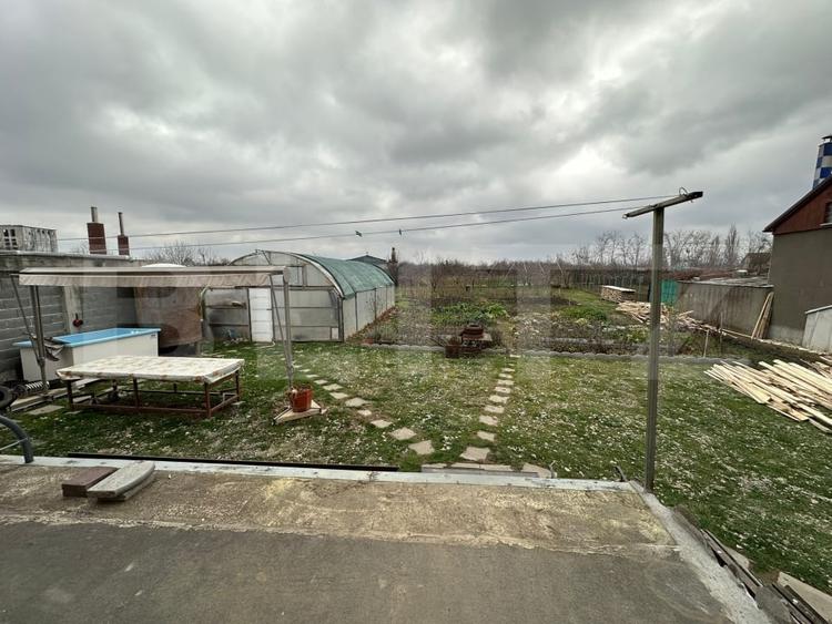 Casă individuală cu 6 camere cu Canalizare în Codlea