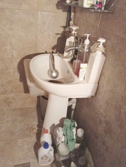 Garsonieră semidecomandată în Brâncoveanu