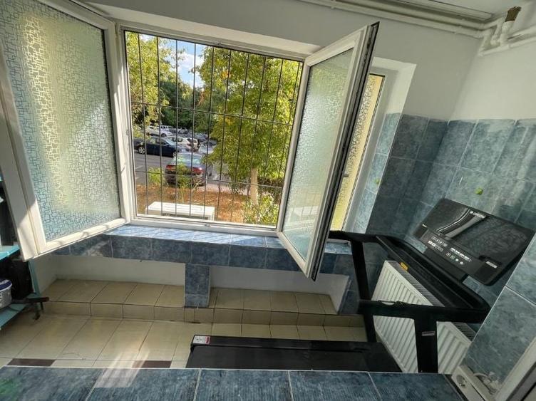 Apartament cu 2 camere decomandat, mobilat în Dristor