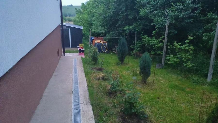 Casă cu Teren 2700 Mp în Bălțătești